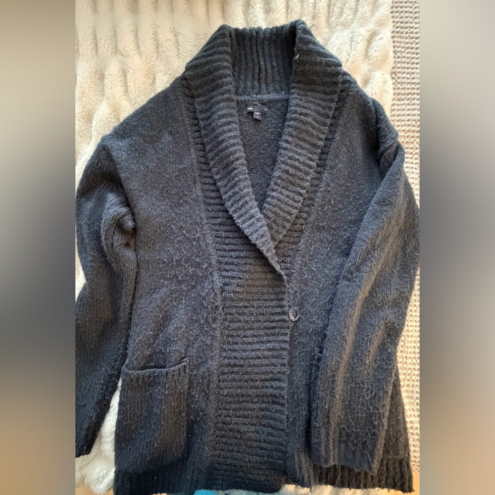 GAP Navy Knit Sweater